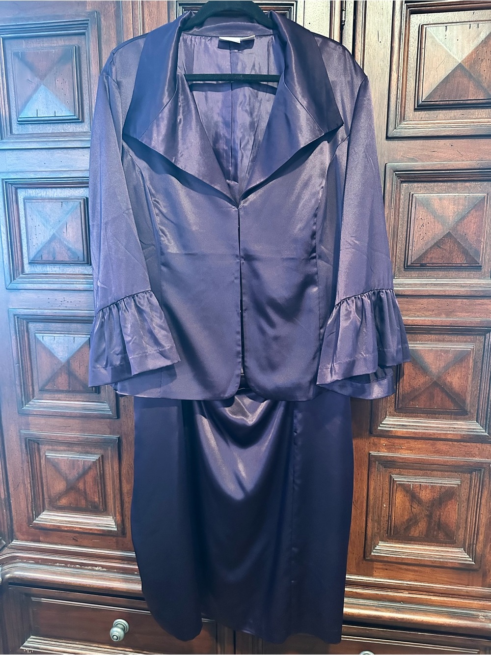 24W TWO PIECES Newport News Deep Purple Satin DRESS JACKET Suit SET